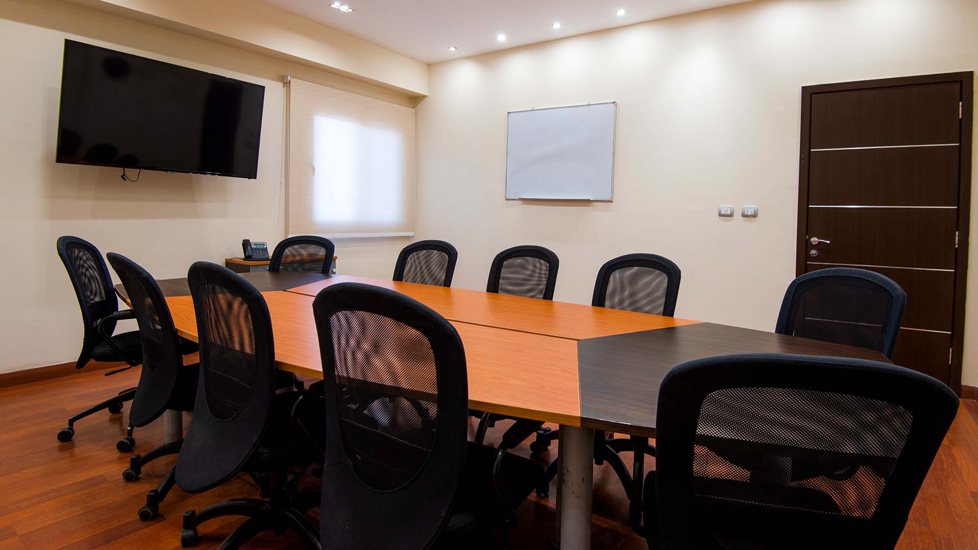 main mspacez - meeting room in new cairo